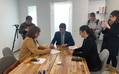 Firmada la cesión del derecho de superficie por 124 viviendas de alquiler social en Cubelles que gestionará la Fundació Nou Lloc