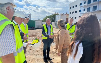 Las obras de la promoción de vivienda social que gestionará la fundación en Cubelles avanzan según lo previsto y se centran ahora en los interiores